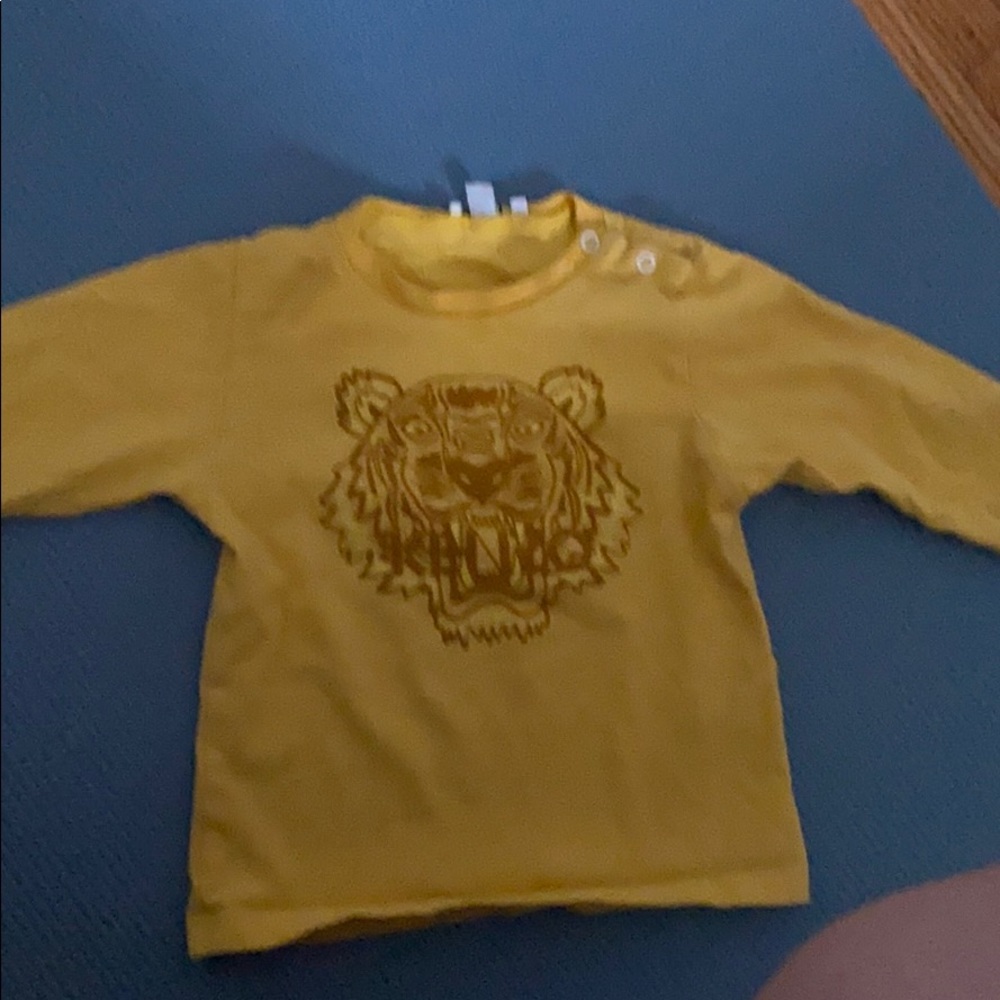 Kenzo- long sleeved